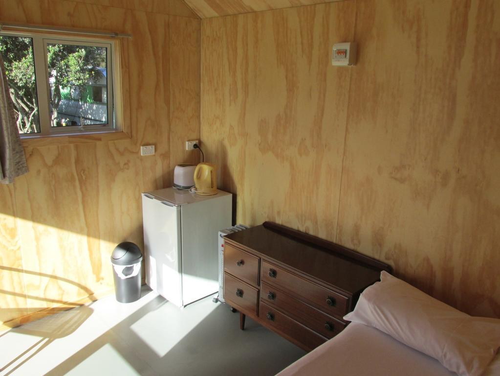 Fernwood Holiday Park Motueka Room photo
